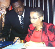 Charles Hyatt, Abdul Mushin & Fae Ellington getting ready for the start of the show.